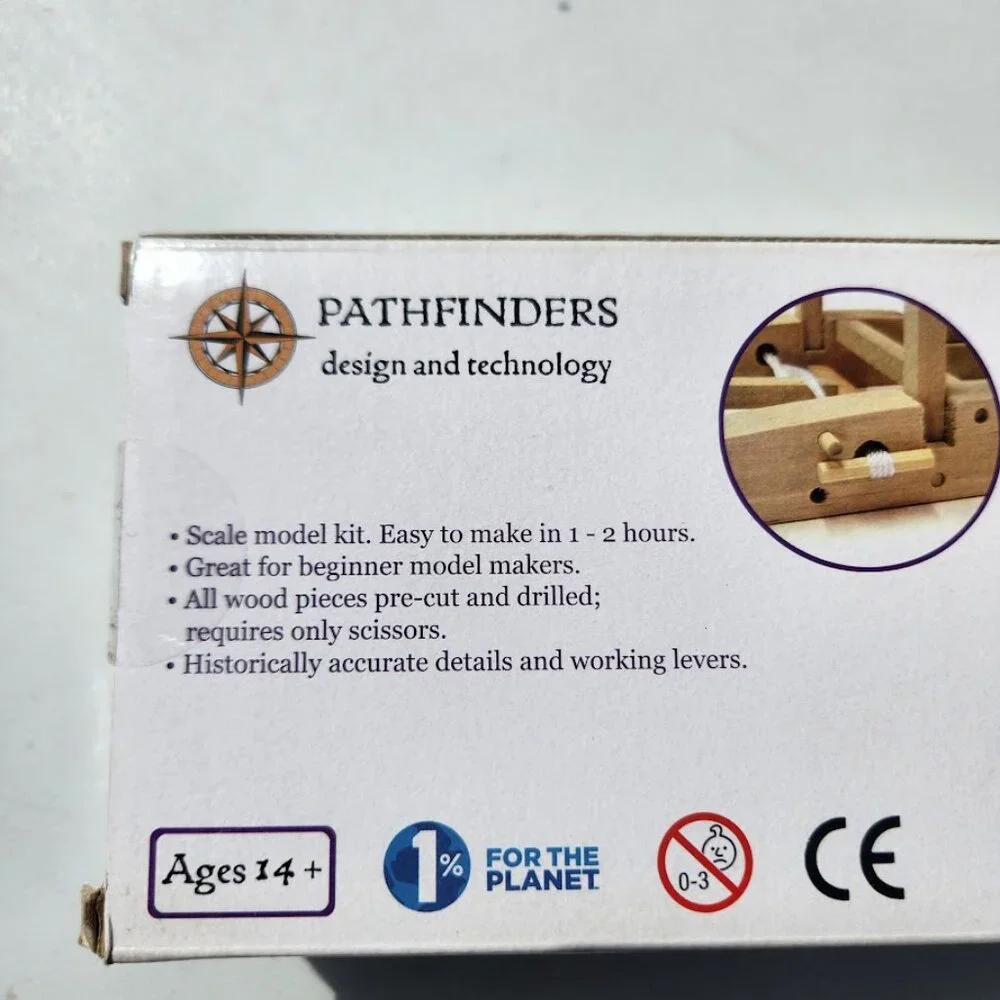 NEW Pathfinders Medieval Catapult Trebuchet Siege Engine Catapult Building Set K